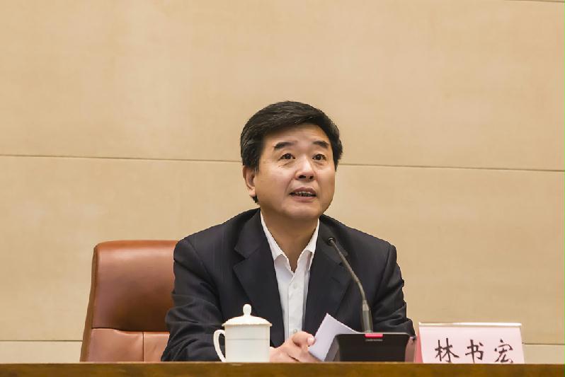 财税工作会议会场济南市委常委,常务副市长孙晓刚讲话